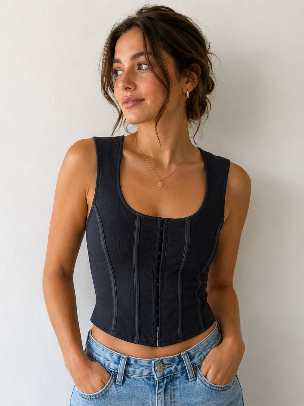 le chateau Y2K Black Sleeveless Corset-Style Hook-Front Tank Size S Whimsigoth